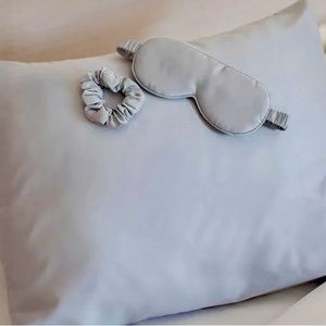 Summer & Rose Sleep Well Essentials Kit Grey NEW
